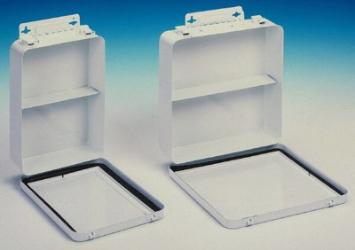 Empty First Aid Cabinets & Cases; Product Type: Unitized Kit ; Number of Shelves: 1 ; Door Type: Hor